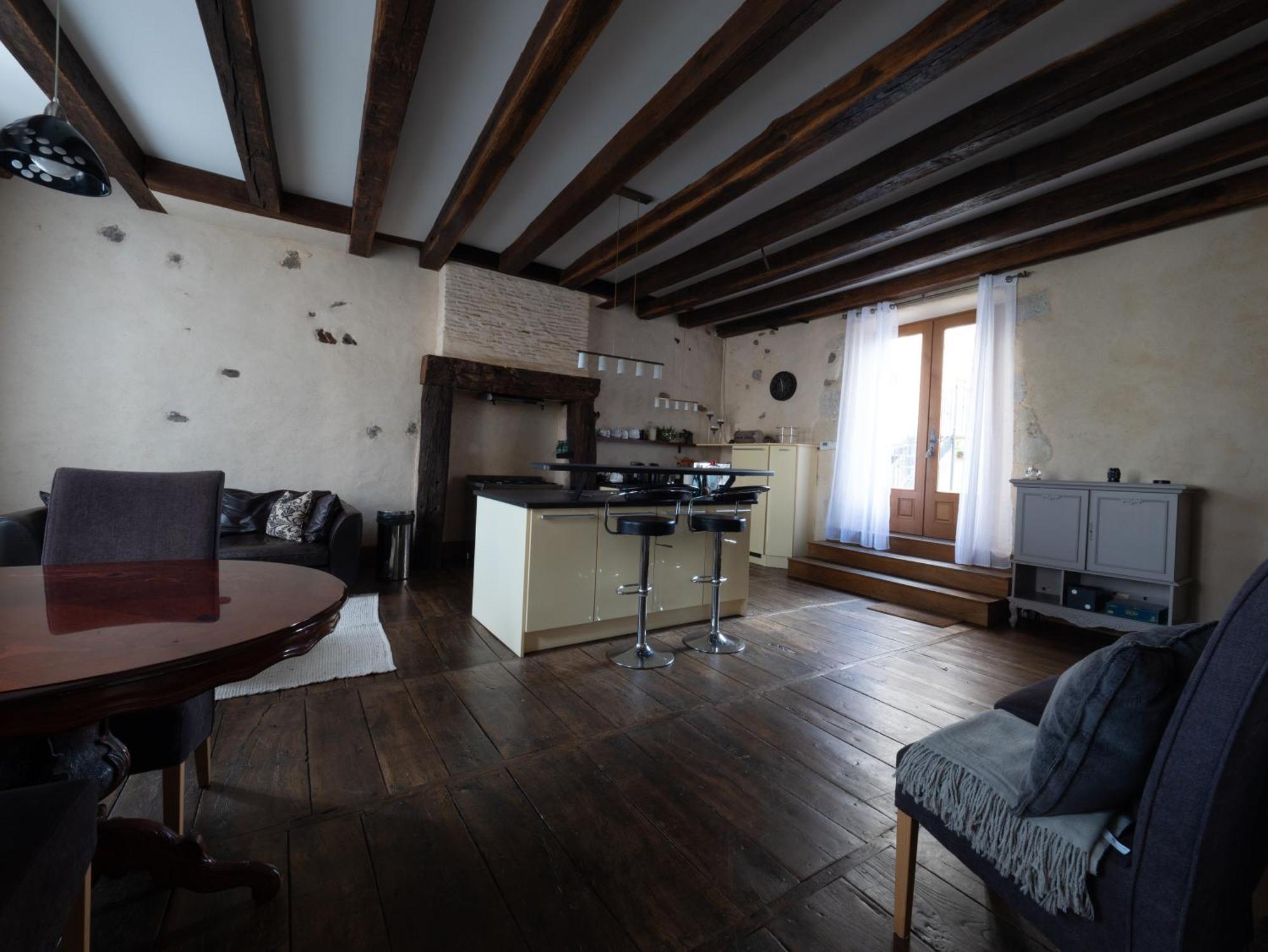 Pont Vieux Chambres Et Gites Confolens Esterno foto